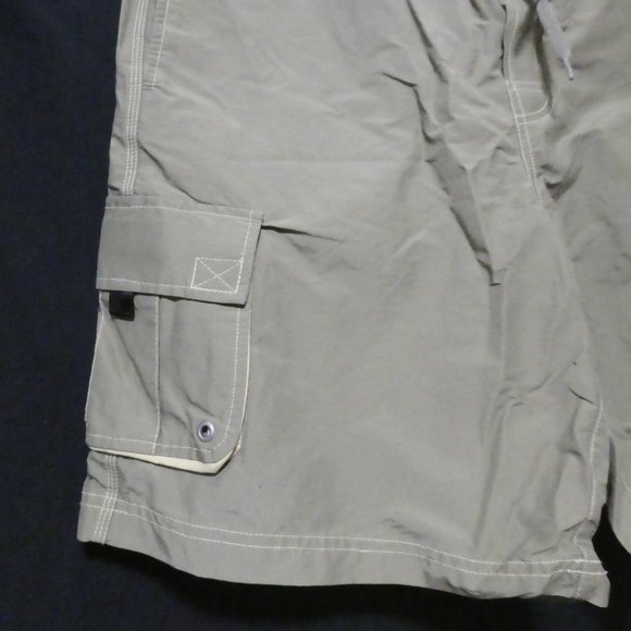 TOMMY HILFIGER | medium | Olive Green Cargo Shorts / Swim Shorts | NWOT - Picture 6 of 16